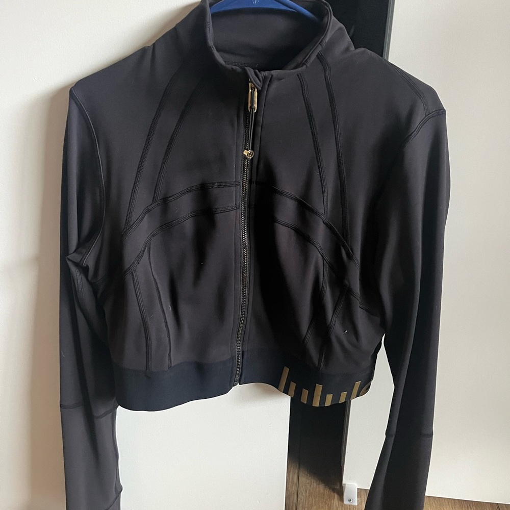 Lululemon limited edition define cropped zip